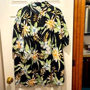 3XLT Men’s shirt. Caribbean Roundtree Yorke. Previous worn but in great shape.